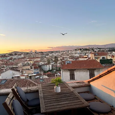 Old Town Rooftop Sea-view 1br With Terrace 公寓