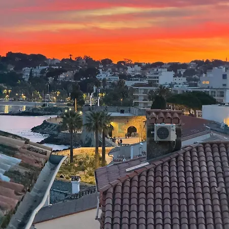 Apartment Old Town Rooftop Sea-view 1br With Terrace Antibes